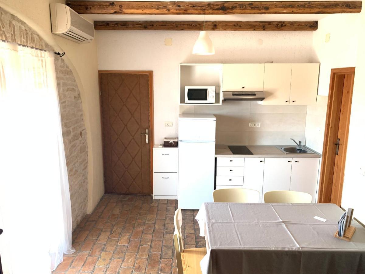 Apartments Ceh Liznjan Ngoại thất bức ảnh