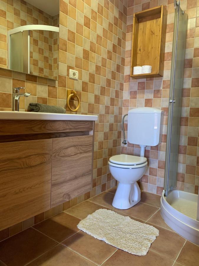 Apartments Ceh Liznjan Ngoại thất bức ảnh