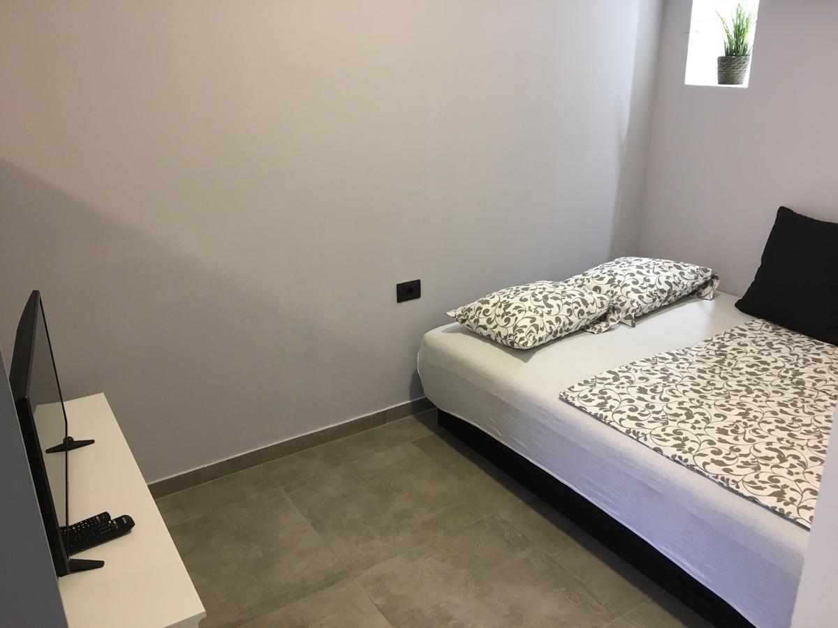Apartments Ceh Liznjan Ngoại thất bức ảnh