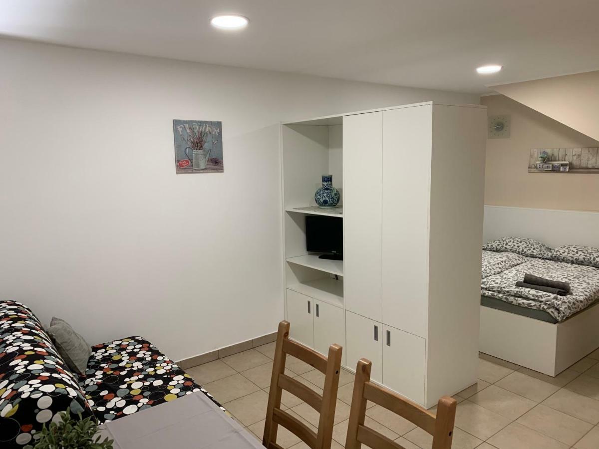 Apartments Ceh Liznjan Ngoại thất bức ảnh